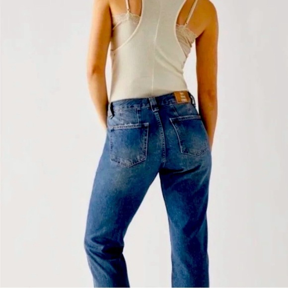 Free People Crvy Siren Jeans Low Rise Straight Jeans NWT - Picture 2 of 11